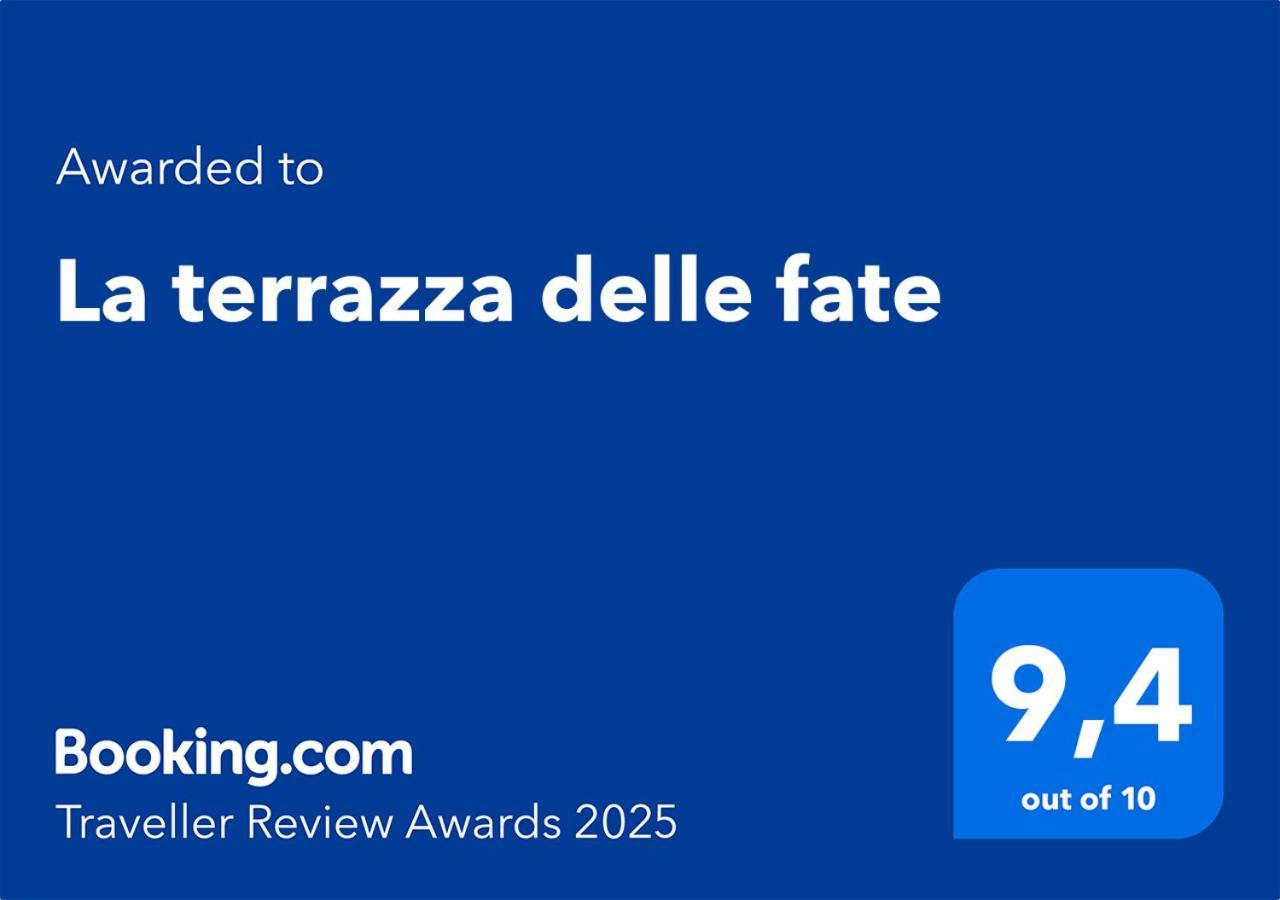 فندق La Terrazza Delle Fate نابولي المظهر الخارجي الصورة